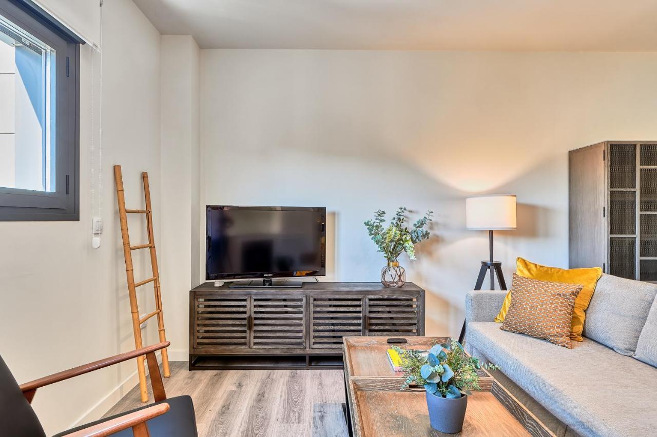 Ab Vialia Estacion Suitemalaga - Parking Экстерьер фото