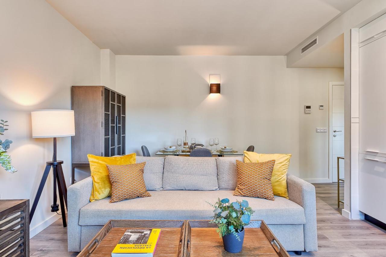 Ab Vialia Estacion Suitemalaga - Parking Экстерьер фото