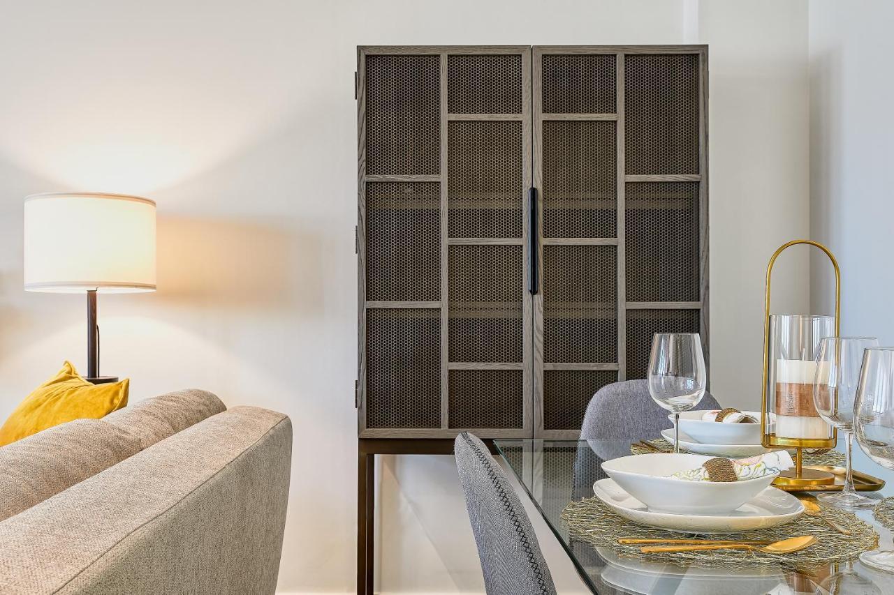 Ab Vialia Estacion Suitemalaga - Parking Экстерьер фото